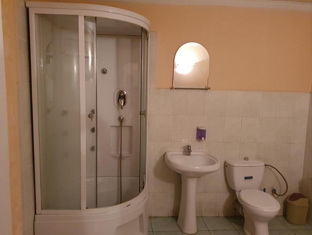 Diana City Center Rooms Chişinǎu Buitenkant foto